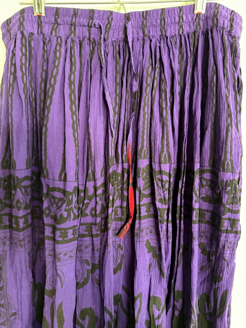 WHITE STAG Bohemian Purple and Red Peasant Skirt - 16W - Picture 3 of 6